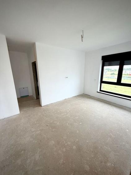 Apartament cu 3 camere în Giroc
