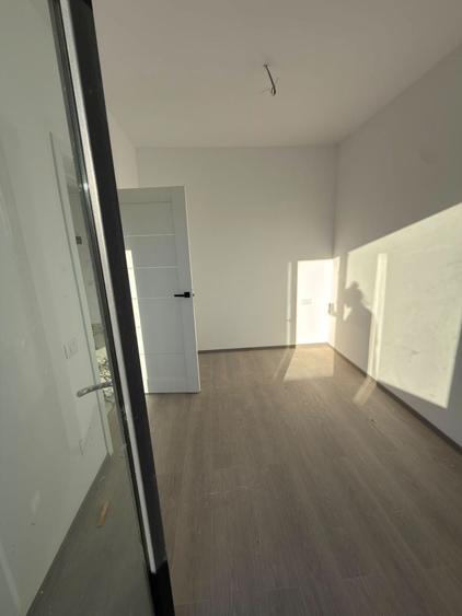 Apartament cu 3 camere decomandat în Ostroveni