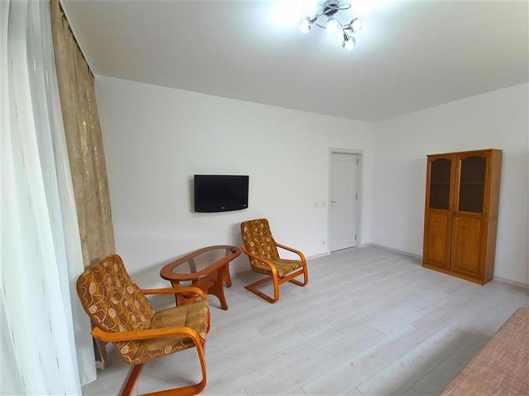 Apartament cu 2 camere decomandat, mobilat în 1 Mai