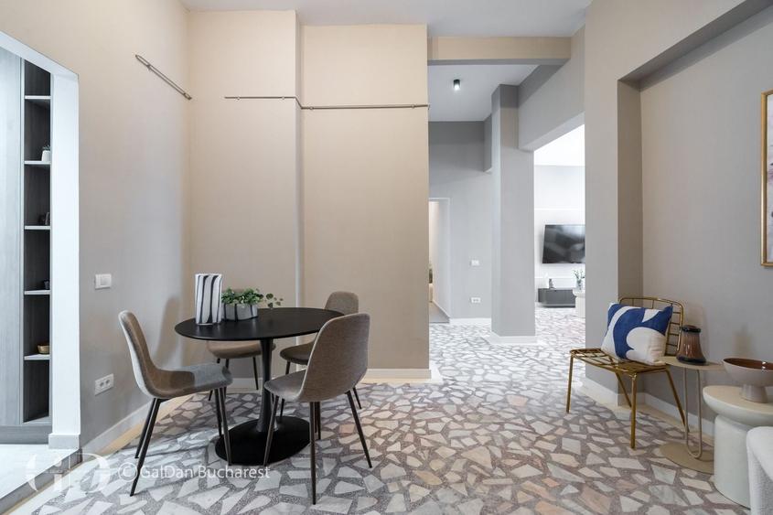 Apartament cu 6 camere, mobilat în P-ța Universității