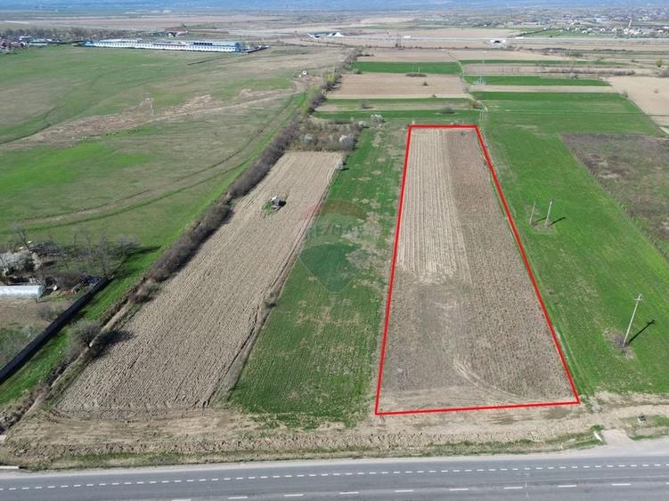 Teren agricol intravilan de 9431 mp, în Bizighești