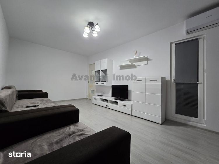 Apartament cu 3 camere decomandat în Decebal