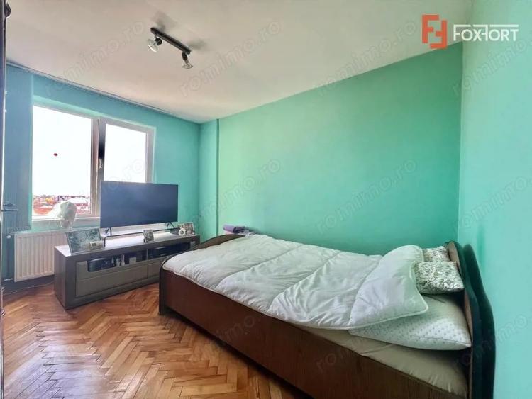 Apartament cu 4 camere semidecomandat, mobilat în Olimpia-Stadion