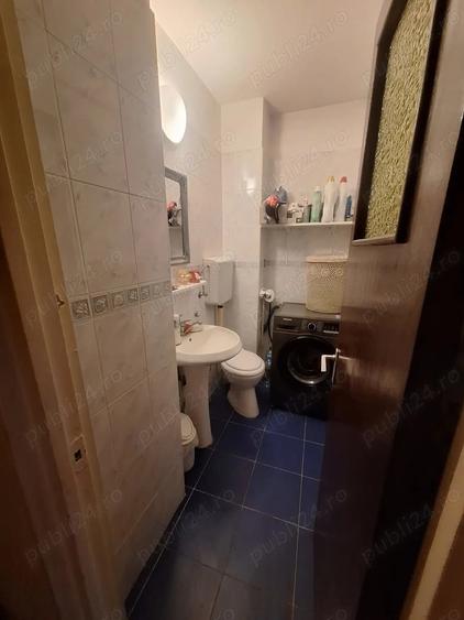 Apartament cu 4 camere semidecomandat în Tomis Nord