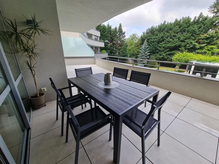 Apartament cu 3 camere decomandat în Nord