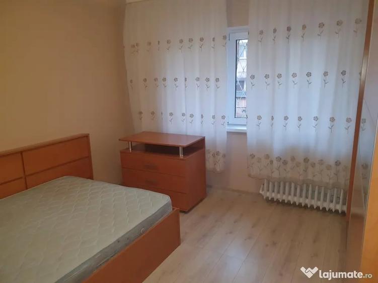 Apartament cu 2 camere decomandat în Sebastian