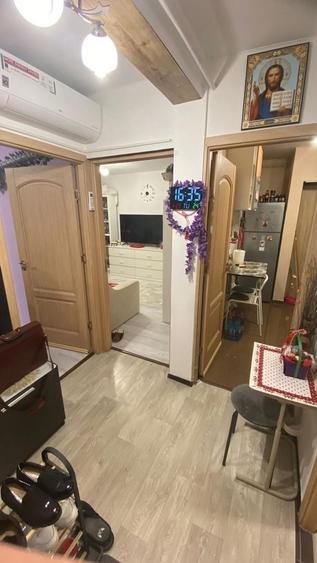 Apartament cu 2 camere decomandat, mobilat în Eroii Revoluției