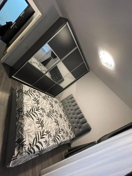 Apartament cu 2 camere decomandat, mobilat în Central