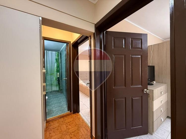 Apartament cu 3 camere decomandat, mobilat în Nerva Traian