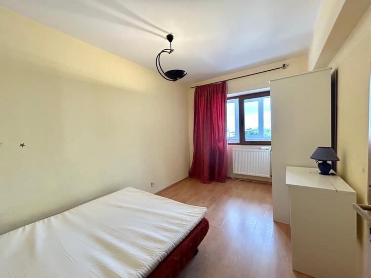 Apartament cu 3 camere decomandat, mobilat în 1 Mai