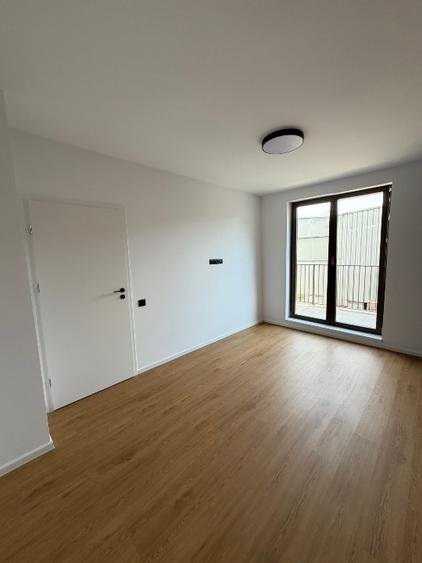 Apartament cu 2 camere decomandat în Florești