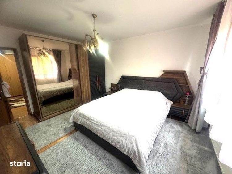 Casă cu 4 camere cu Teren 382 Mp în Central