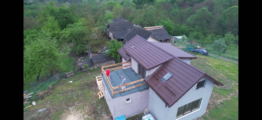 Casă cu 2 camere în Central