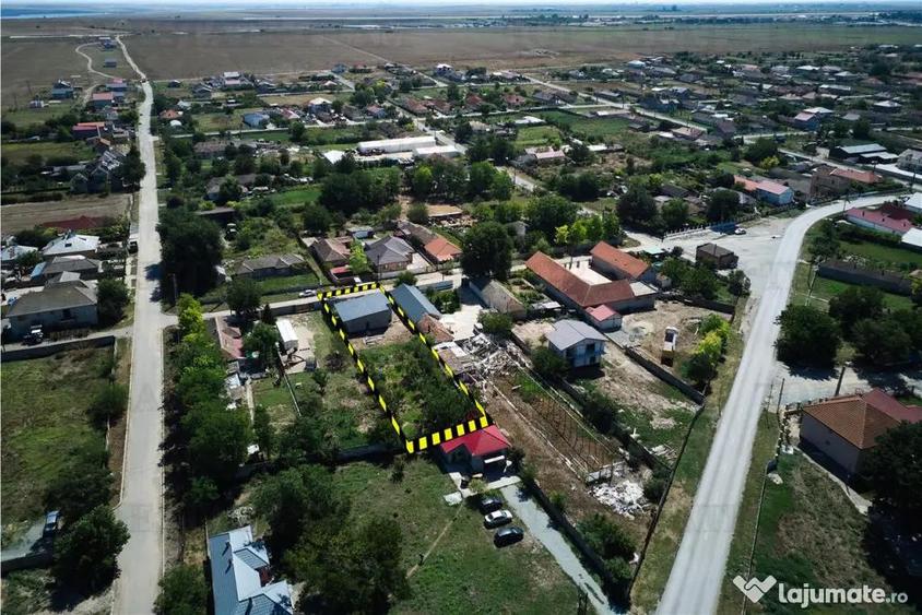Casă cu 3 camere cu Teren 1056 Mp în Mihail Kogălniceanu