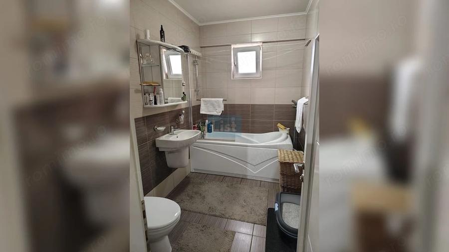 Apartament cu 2 camere decomandat în George Enescu