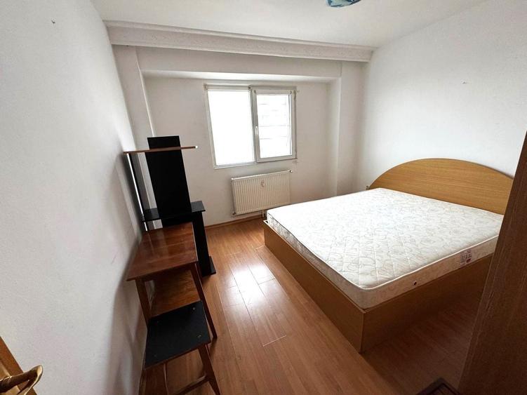 Apartament cu 2 camere decomandat, mobilat în Micro 21