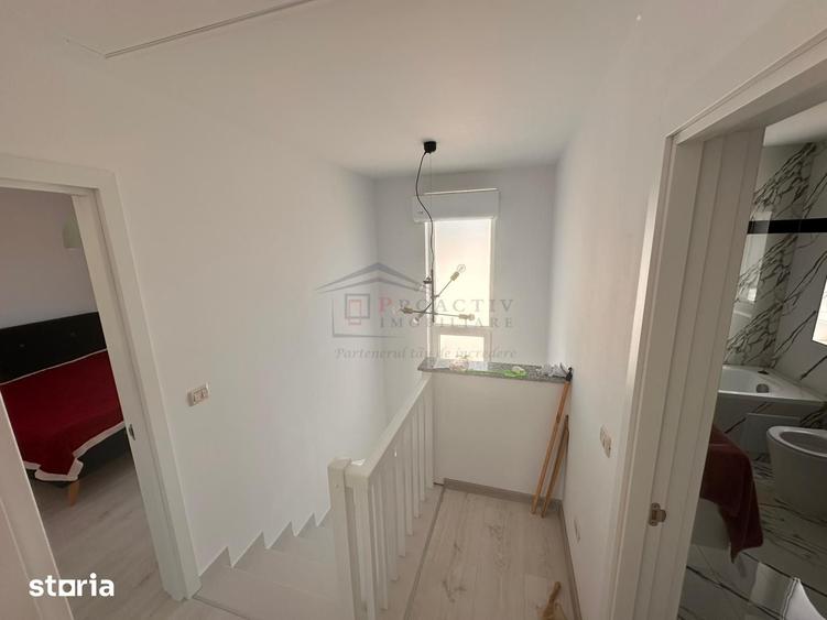 Casă cu 4 camere cu Teren 220 Mp în Ipotești