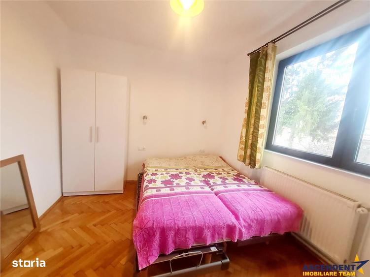 Casă cu 4 camere cu Teren 500 Mp în Central