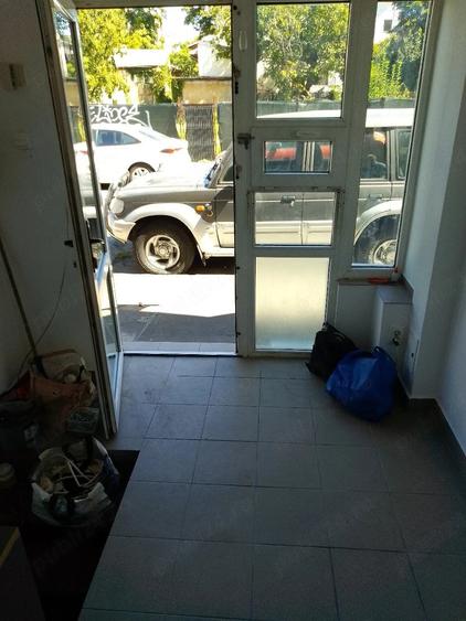 inchiriez spatiu comercial - 1