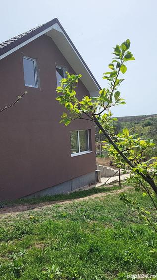 Casă cu 5 camere cu Teren 5400 Mp în Băleasa