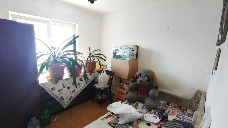 Apartament cu 4 camere decomandat în Dâmbul Rotund