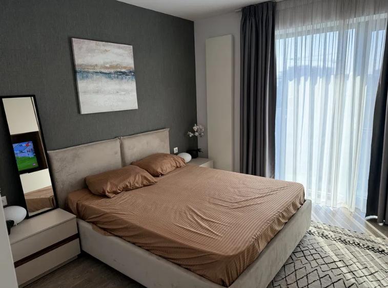 Apartament cu 2 camere semidecomandat în Aviației