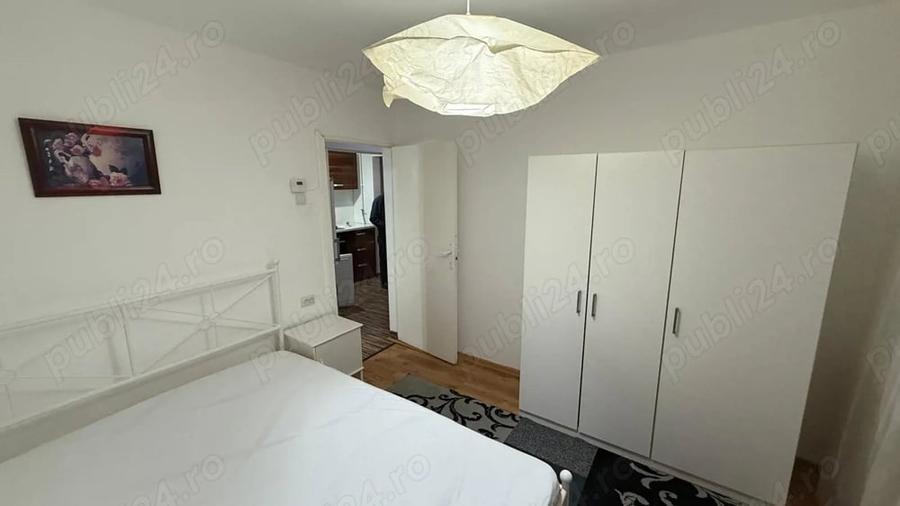 Apartament cu 3 camere decomandat în Dacia