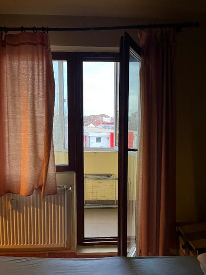 Apartament cu 2 camere semidecomandat în Take Ionescu