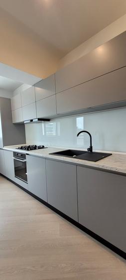 Apartament cu 3 camere decomandat, mobilat în Voluntari
