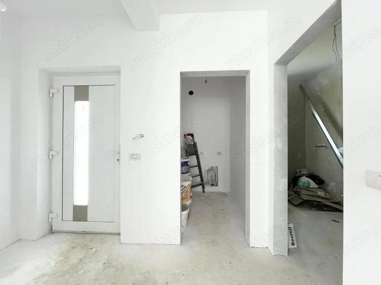 Casă cu 4 camere cu Teren 255 Mp în Urseni