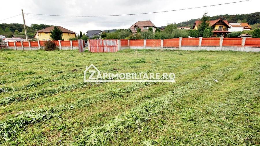 Teren Construcții intravilan de 5400 mp, în Corunca