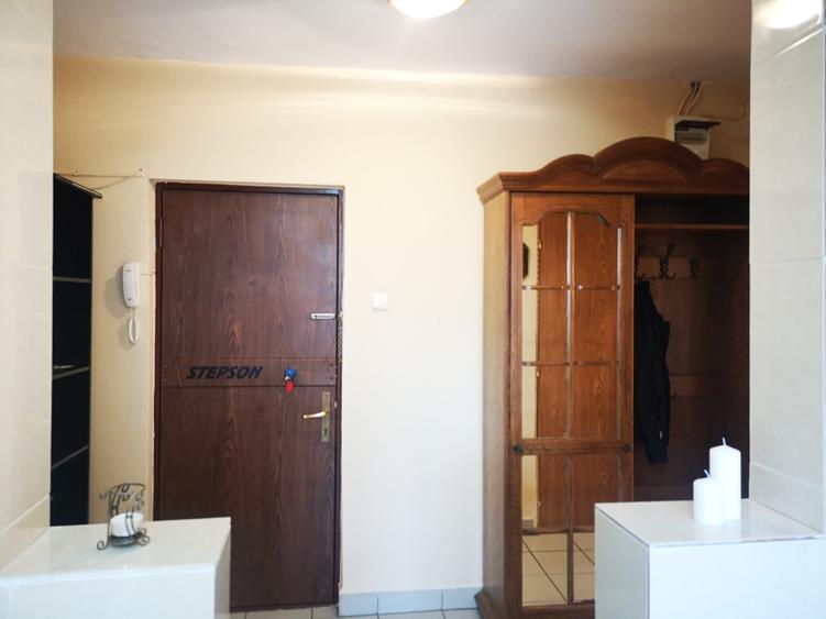 Apartament cu 2 camere decomandat în 13 Septembrie