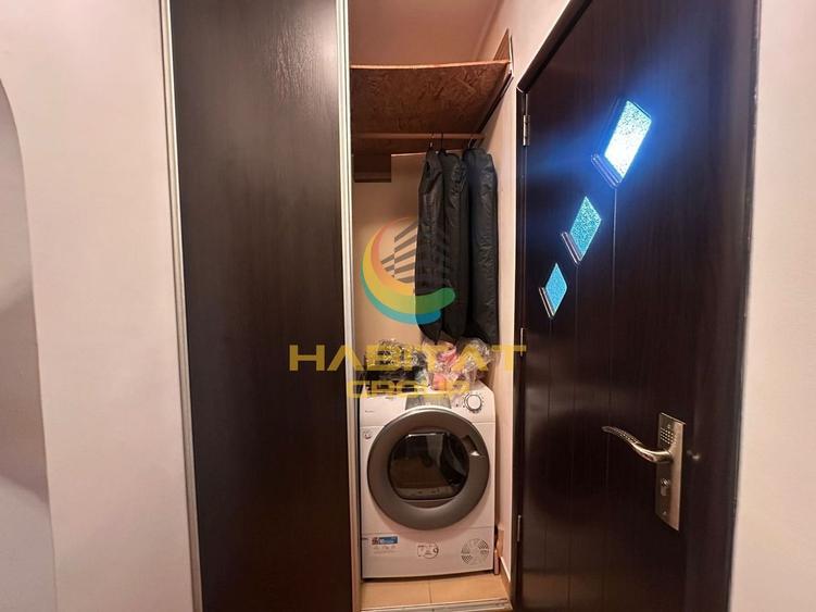 Apartament cu 3 camere semidecomandat, mobilat în Victoriei