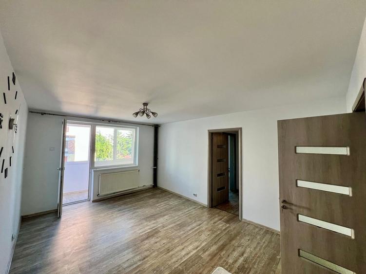 Apartament 2 camere | Renovat complet 2019 | Zona Doi Cocoși – Lunca - 2