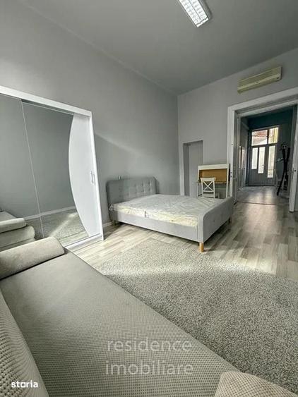 Apartament cu 2 camere semidecomandat în Horea