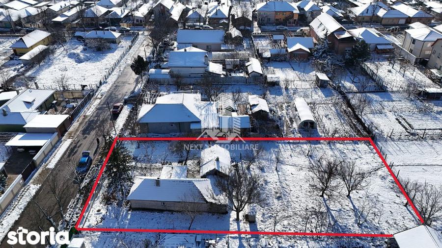 Casă cu 4 camere cu Canalizare în Central