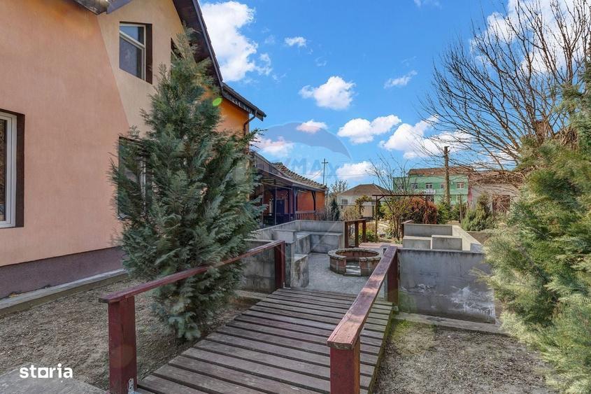 Casă cu 4 camere în Nădab