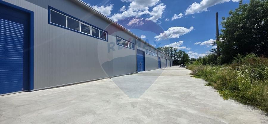 Spațiu industrial, de 9,618 mp, în Central
