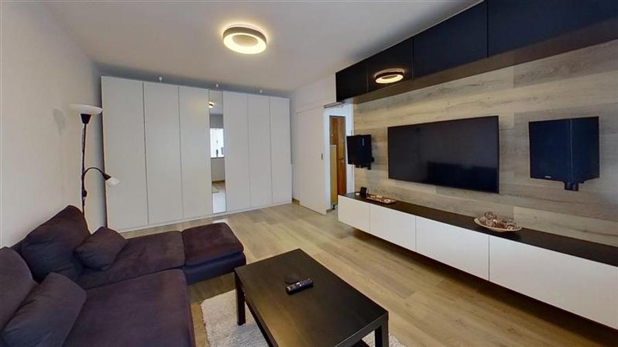 Apartament cu 2 camere decomandat în Griviței