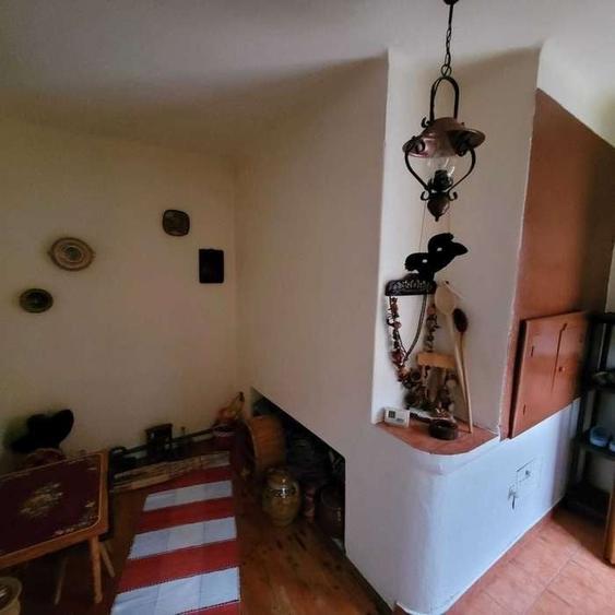 Casă cu 4 camere în Dobârca