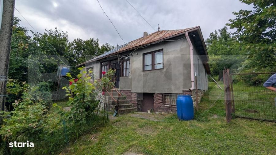 Casă cu 3 camere în Micloșanii Mici