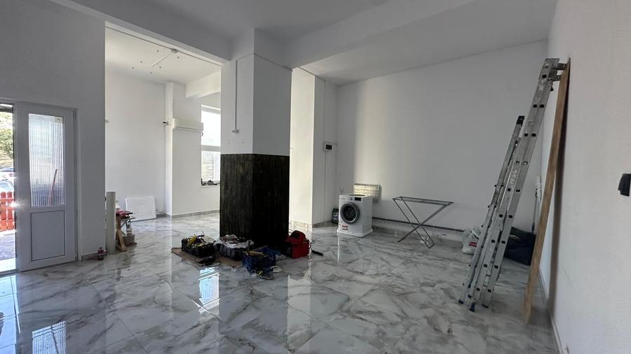 Spațiu comercial, de 180 mp, în Năvodari