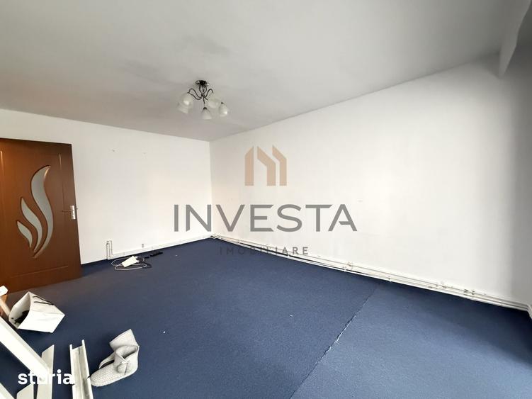 Apartament cu 3 camere decomandat în Zorilor