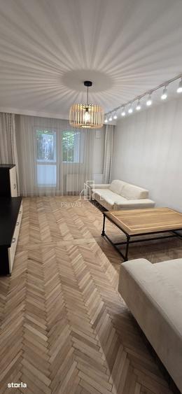 Apartament cu 3 camere în Tudor Vladimirescu