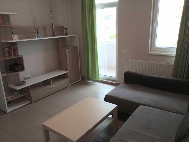 Apartament cu 2 camere decomandat în Florești