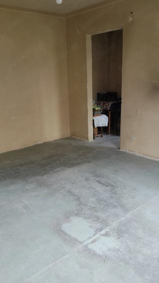 Apartament cu 2 camere semidecomandat în Prelungirea Ferentari