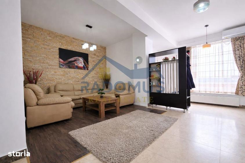 Apartament cu 3 camere, mobilat în 9 Mai