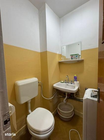 Apartament cu 4 camere decomandat, mobilat în Rahova