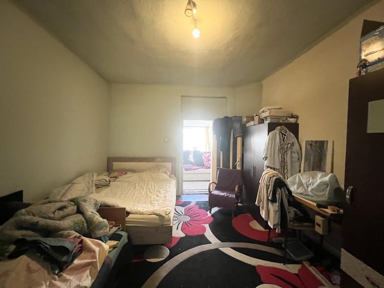 Apartament cu 2 camere decomandat, mobilat în Traian