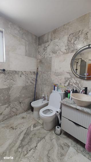 Casă cu 3 camere cu Teren 1080 Mp în Central